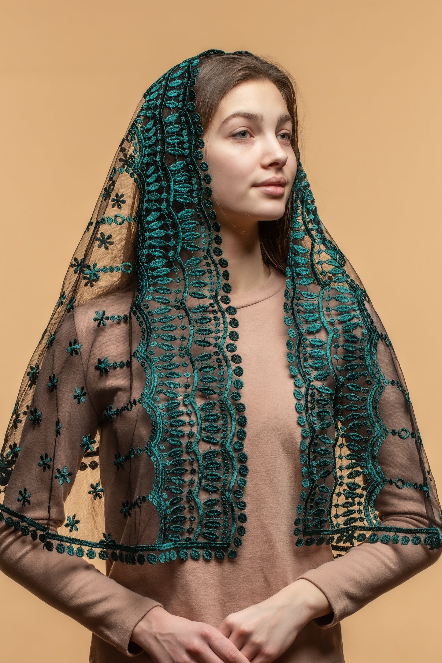 Long emerald green chapel veil - MariaVeils