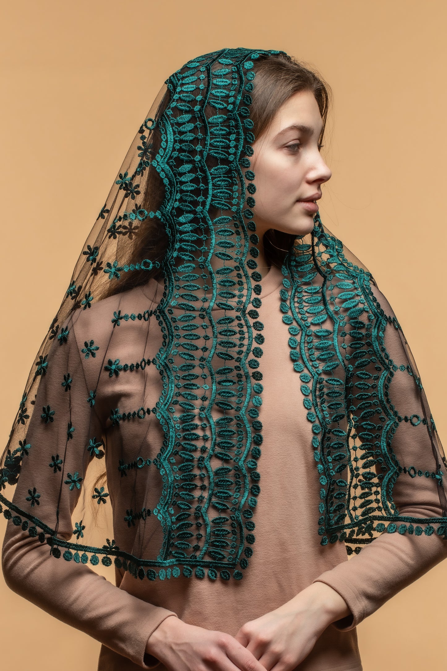 Long emerald green chapel veil - MariaVeils