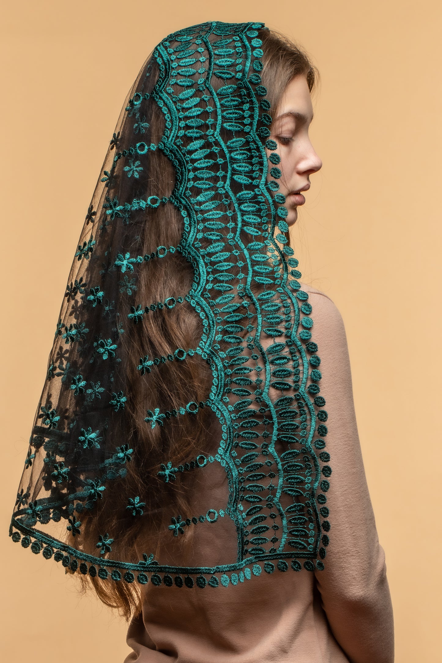 Long emerald green chapel veil - MariaVeils