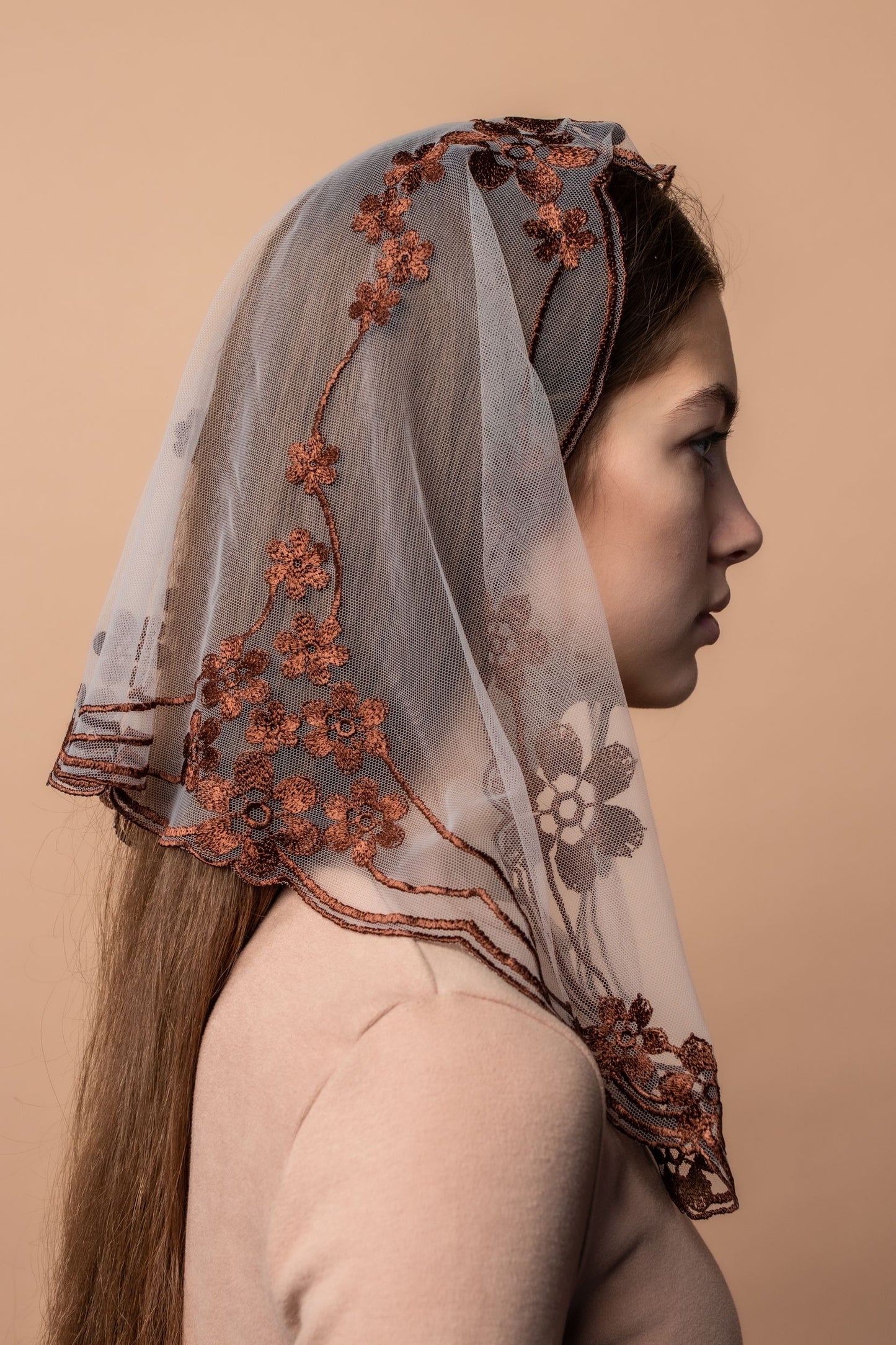 NEW COLOR Bestseller! Brown lace veil - MariaVeils