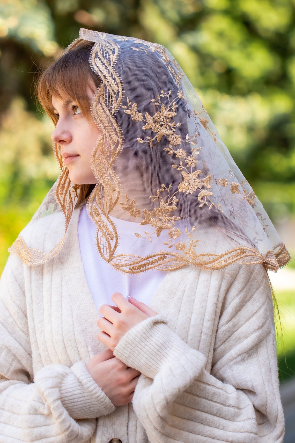 Catholic gold  chapel veil - MariaVeils
