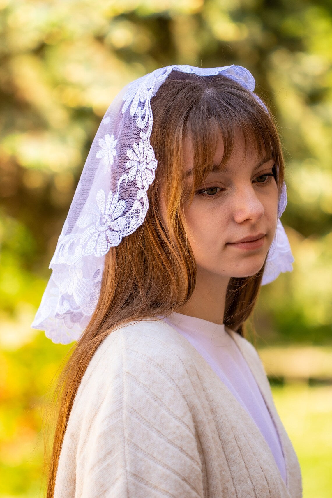 NEW!! Short floral veil - MariaVeils